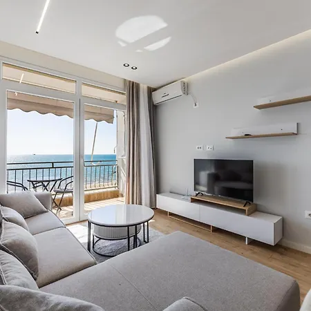 Chic Seafront By Ps Appartement