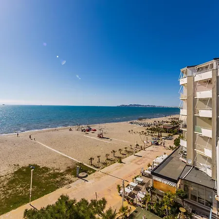 Apartman Chic Seafront By Ps *