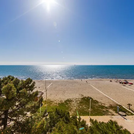 Chic Seafront By Ps Durrës